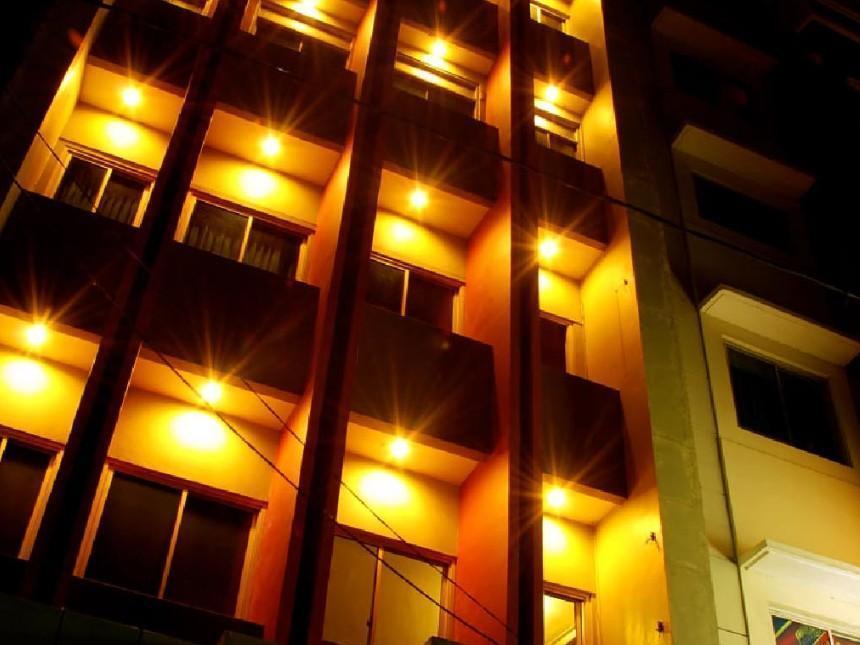 Hotel Wisata Palembang Buitenkant foto